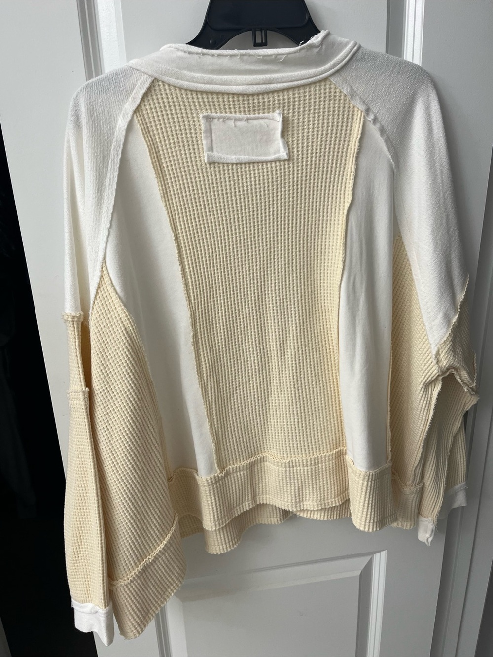 POL Cream and White Colorblock Waffle-Knit Pullover - Picture 2 of 3